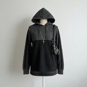 Bluenotes Men's Black and Gray Ribbed Hoodie Sweater